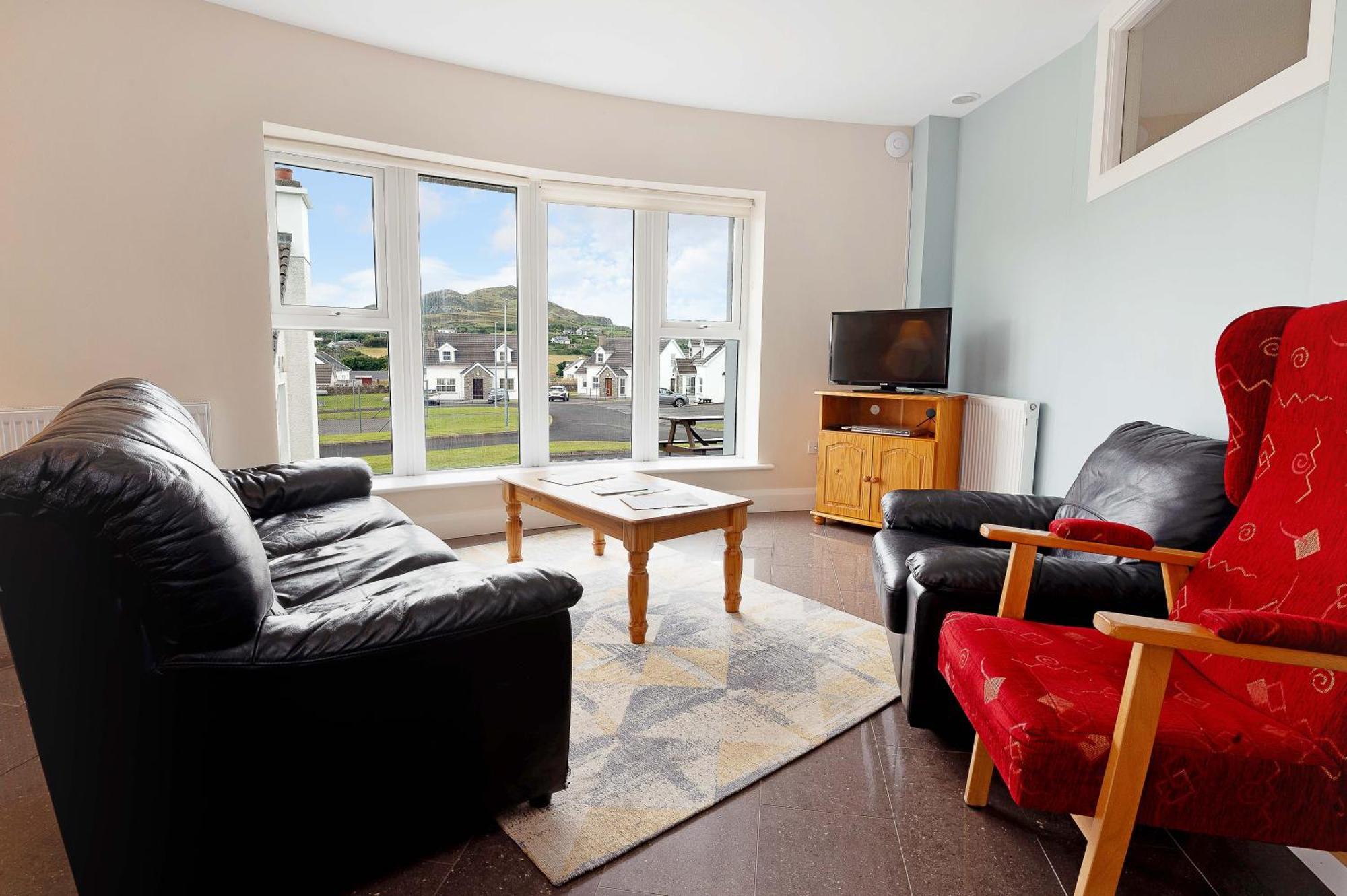 Downings Coastguard Cottages - Type B-E ภายนอก รูปภาพ