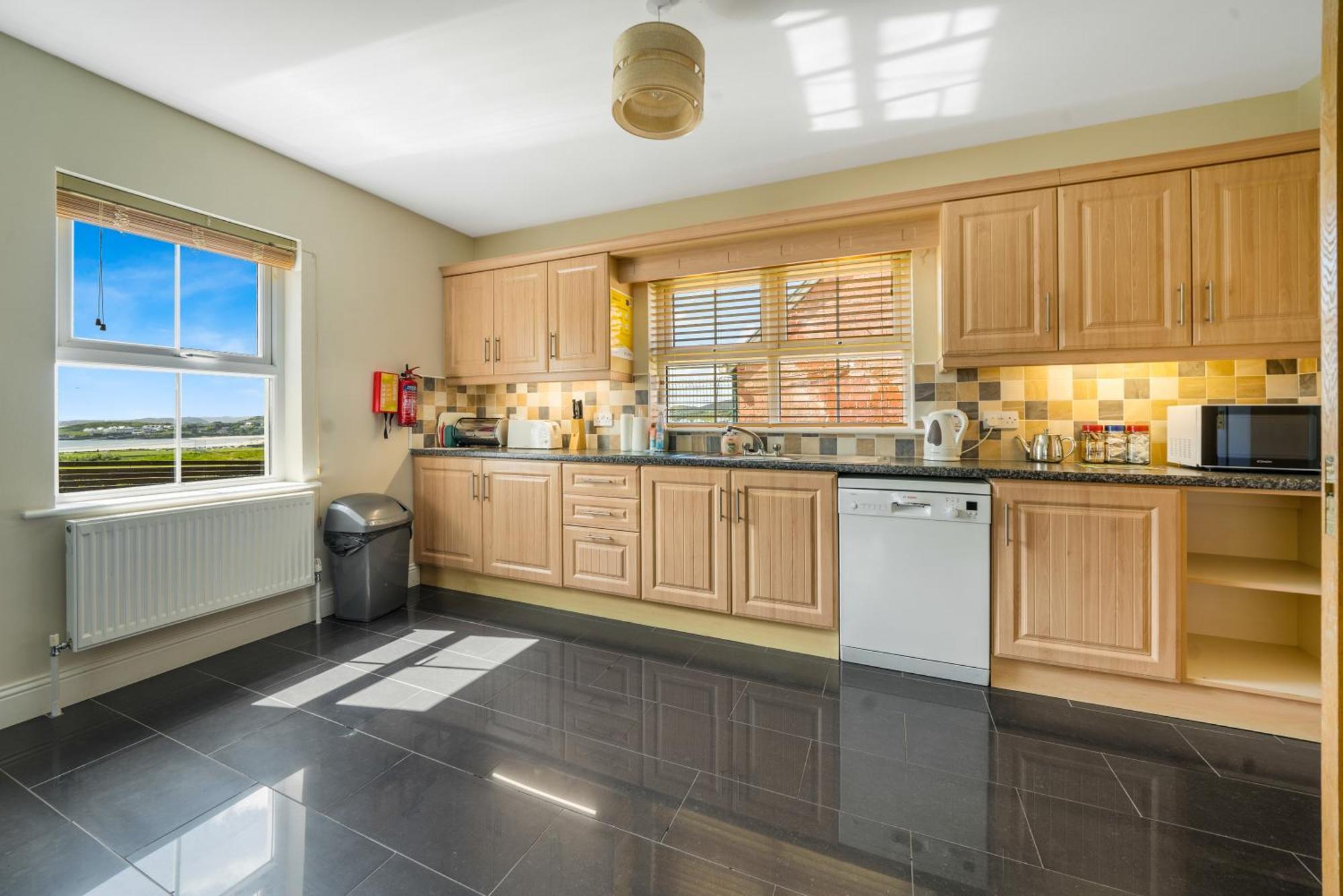 Downings Coastguard Cottages - Type B-E ภายนอก รูปภาพ
