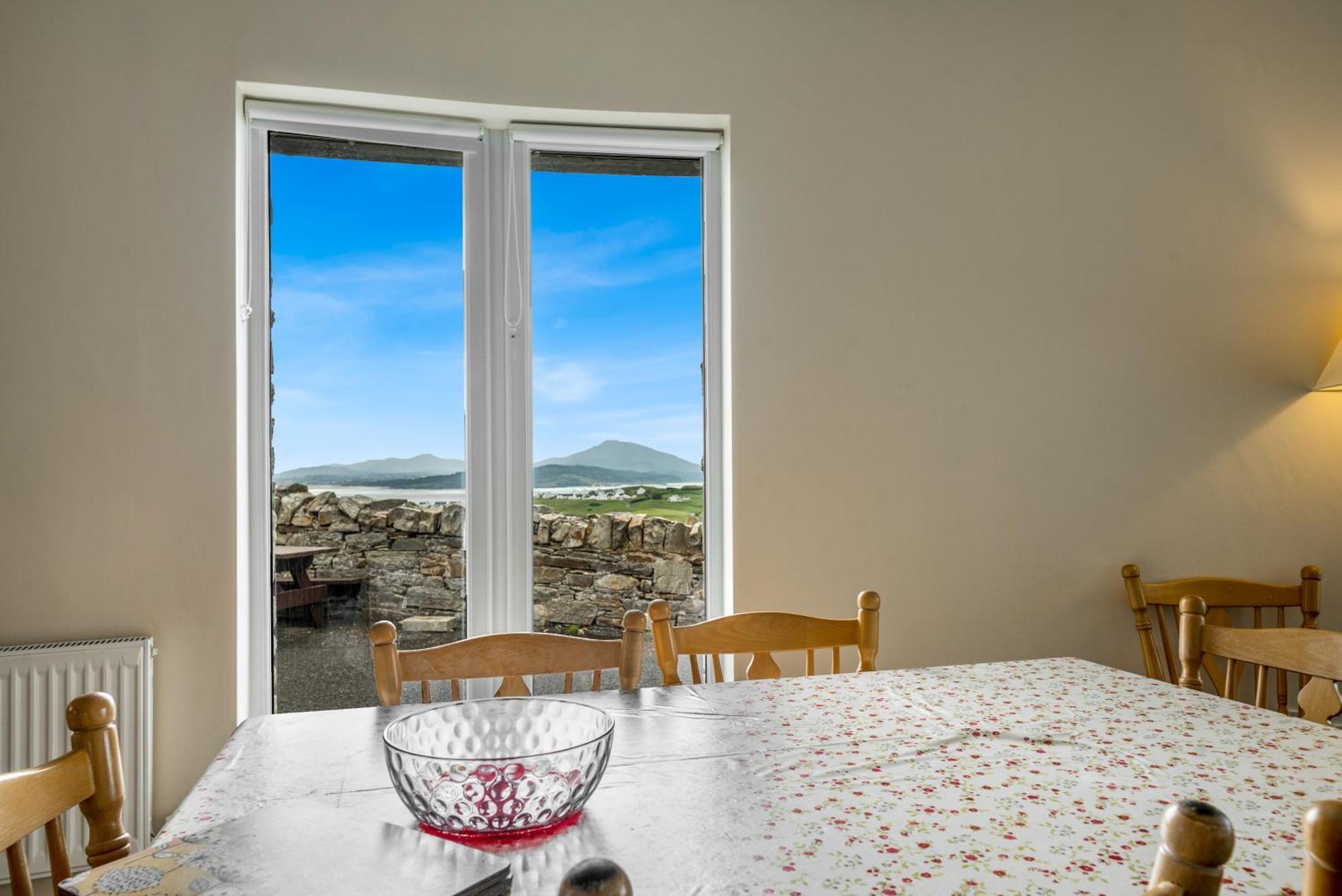 Downings Coastguard Cottages - Type B-E ภายนอก รูปภาพ