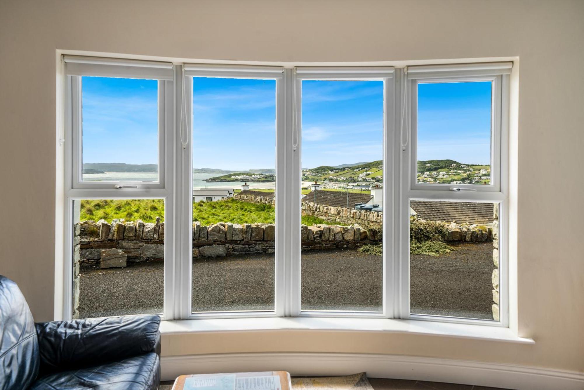Downings Coastguard Cottages - Type B-E ภายนอก รูปภาพ