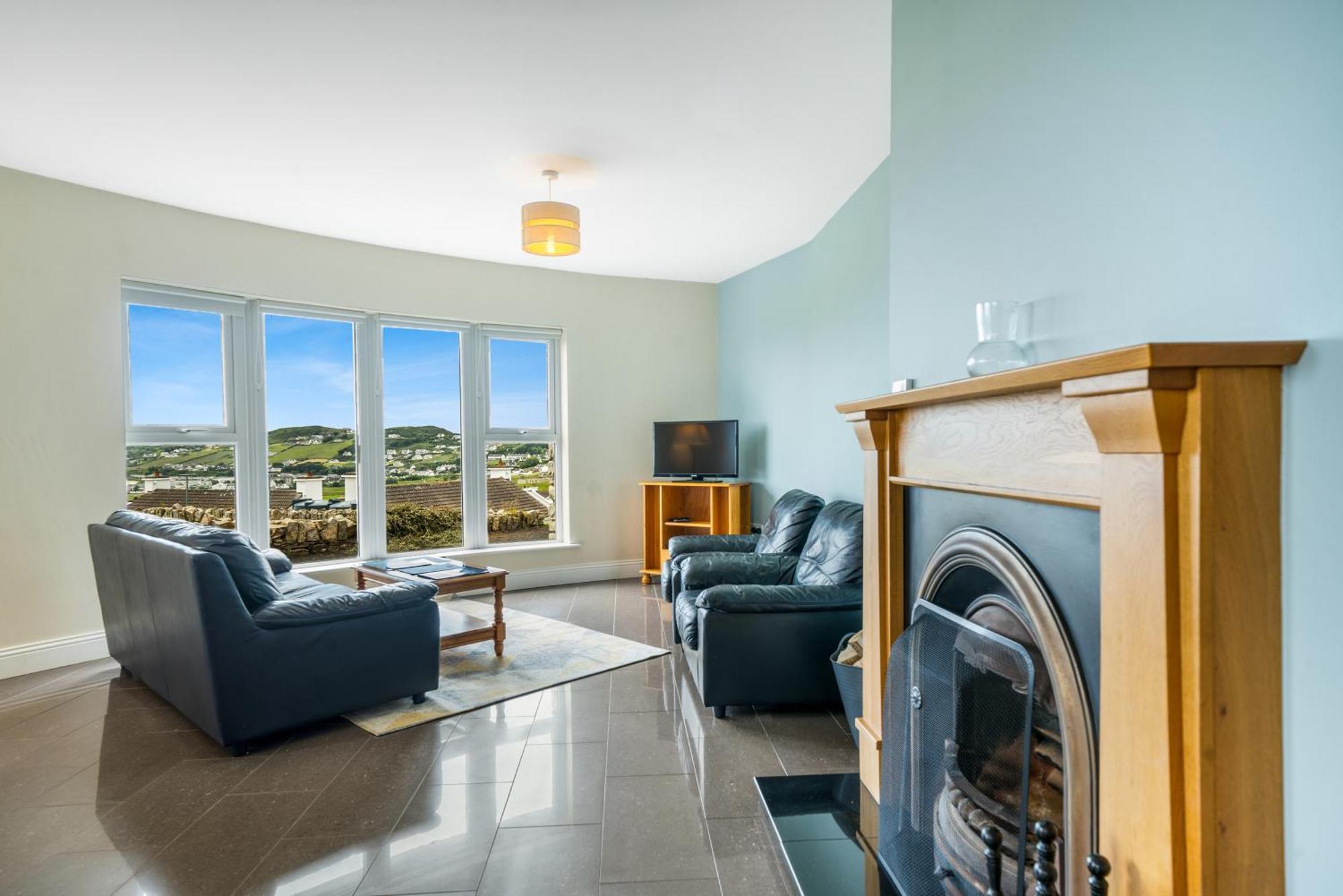 Downings Coastguard Cottages - Type B-E ภายนอก รูปภาพ
