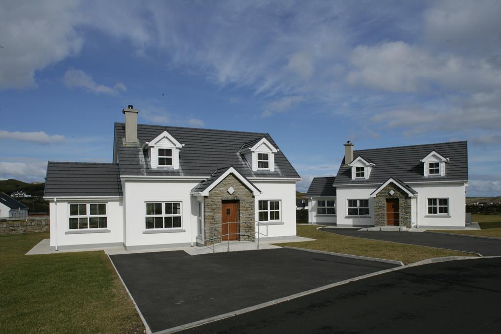 Downings Coastguard Cottages - Type B-E ภายนอก รูปภาพ